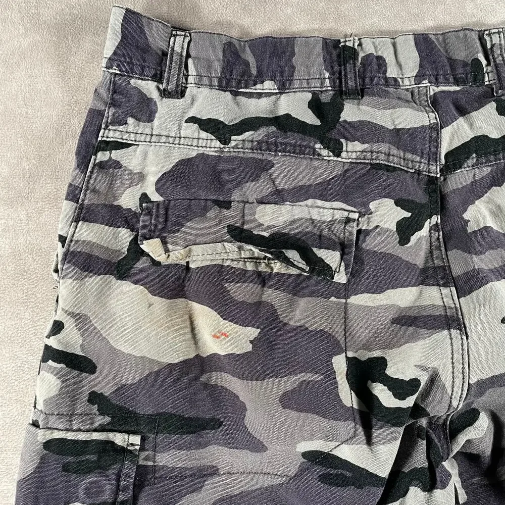 Y2K Ecko Unltd Purple Grey Military Camo Cargo Shorts 33 Paint Stained VTG